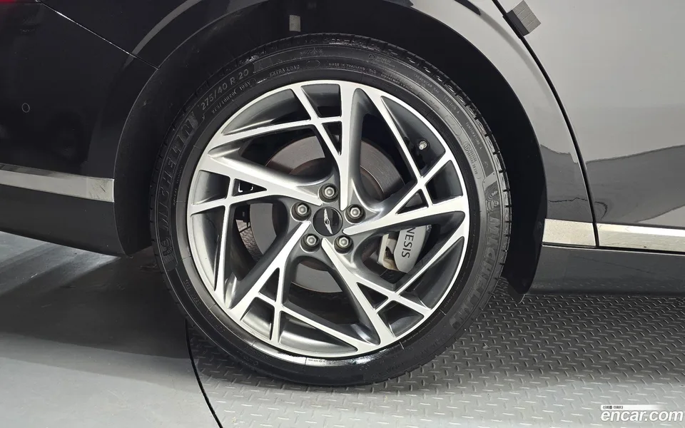 Genesis G90 3.5 AWD 2023 — thumbnail 2