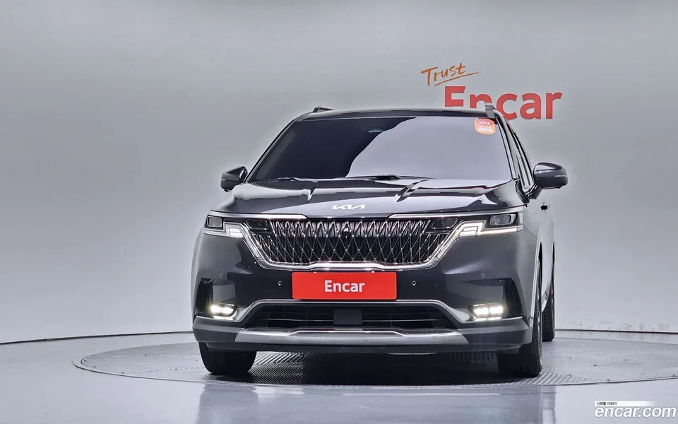 Kia Carnival 7 2022 — thumbnail 3