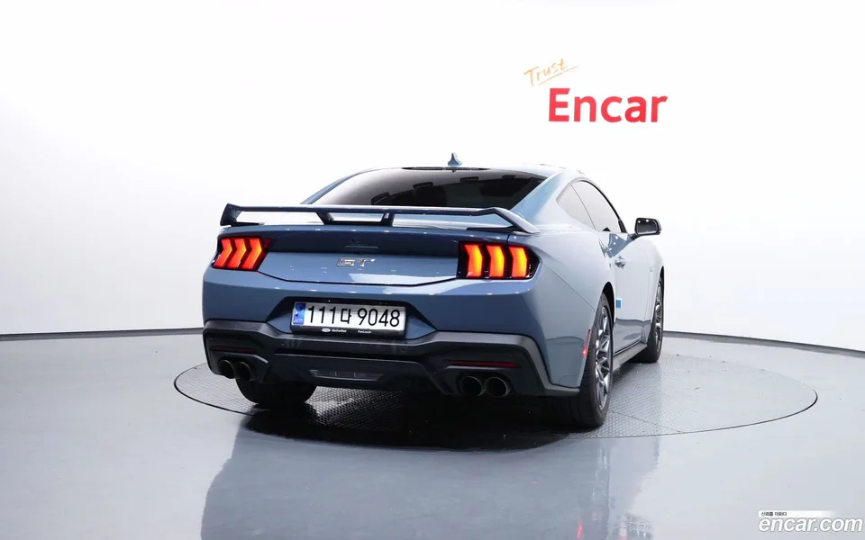 Ford Mustang 5.0 GT 2024 — thumbnail 4