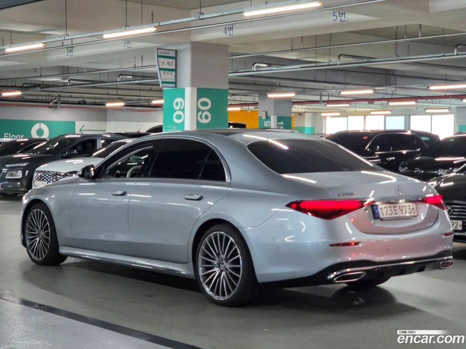 Mercedes-Benz S-Class S500L 4MATIC 2024 — thumbnail 4