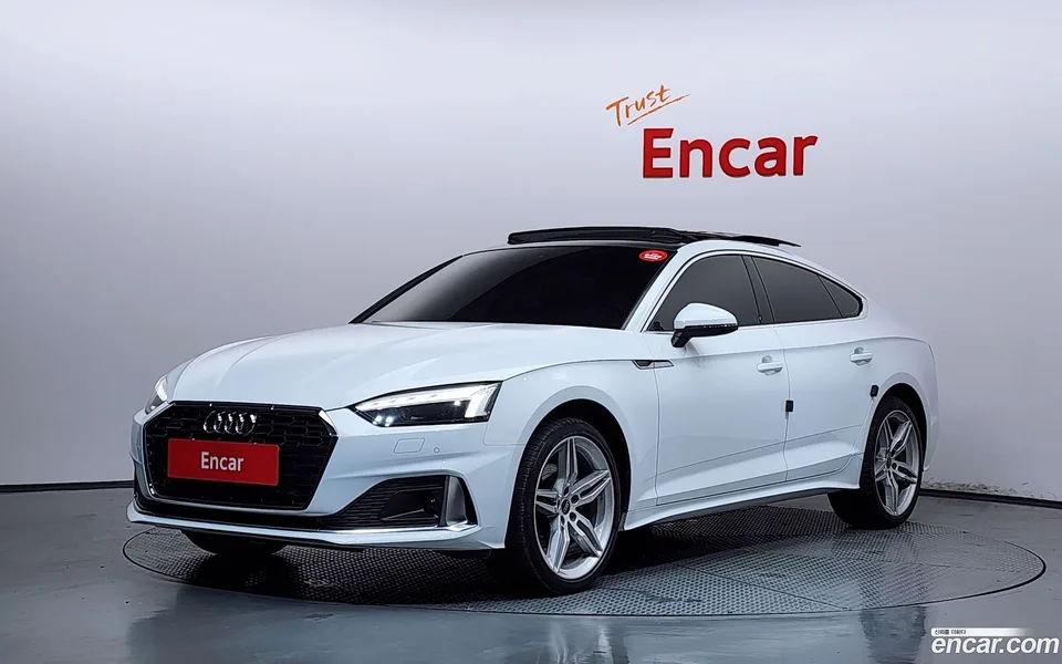 Audi A5 40 TFSI 2023 — photo 1, buy with delivery to Moscow