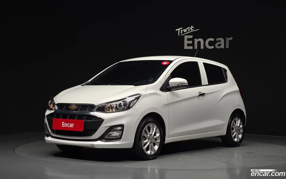 Chevrolet Spark 2022 — фото 1, купить с доставкой в Москву