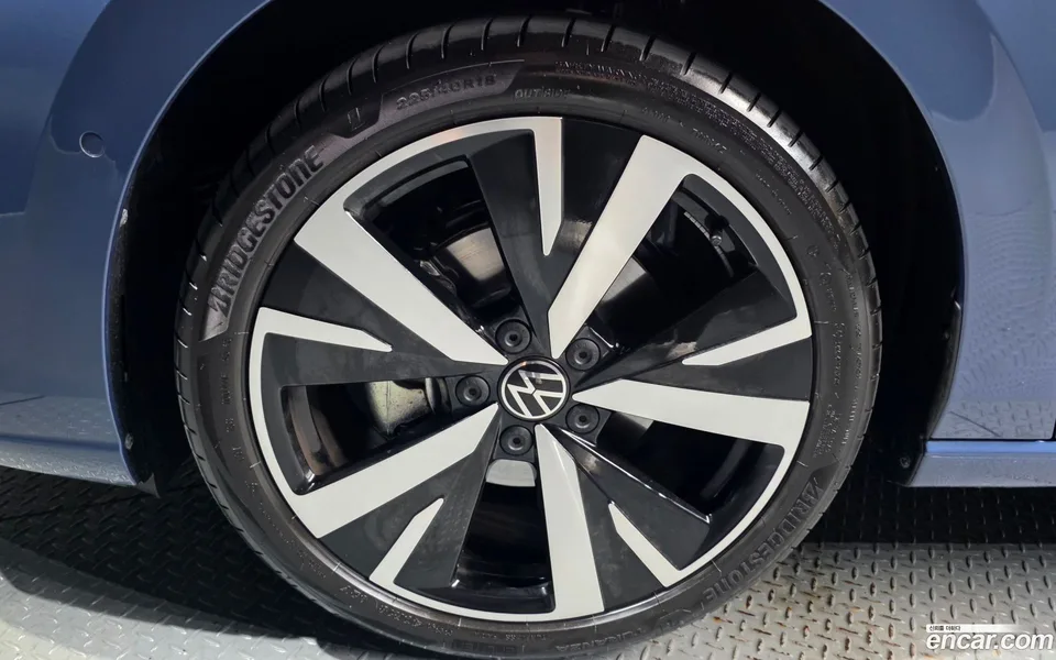 Volkswagen Golf 2.0 TDI 2026 — миниатюра 5