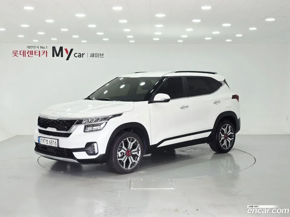 Kia Seltos 1.6 2WD 2022 — photo 1, buy with delivery to Moscow