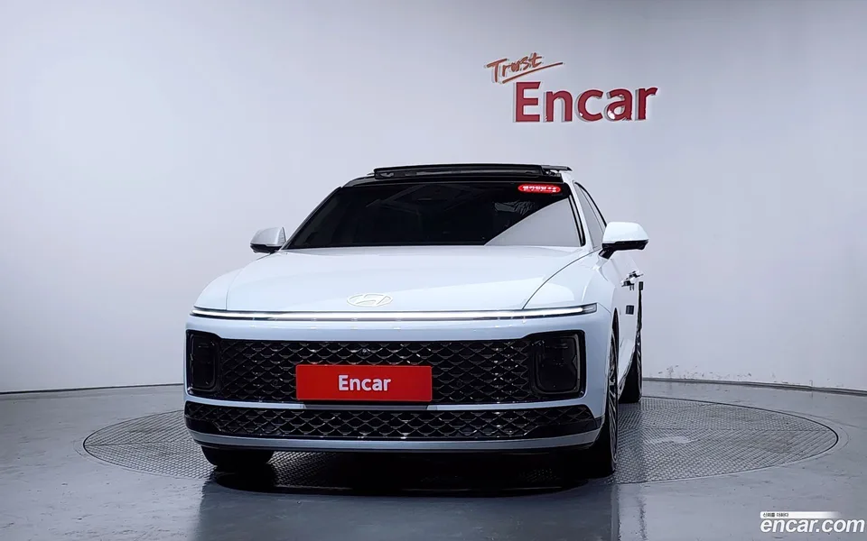 Hyundai Grandeur Hybrid 2023 — thumbnail 3