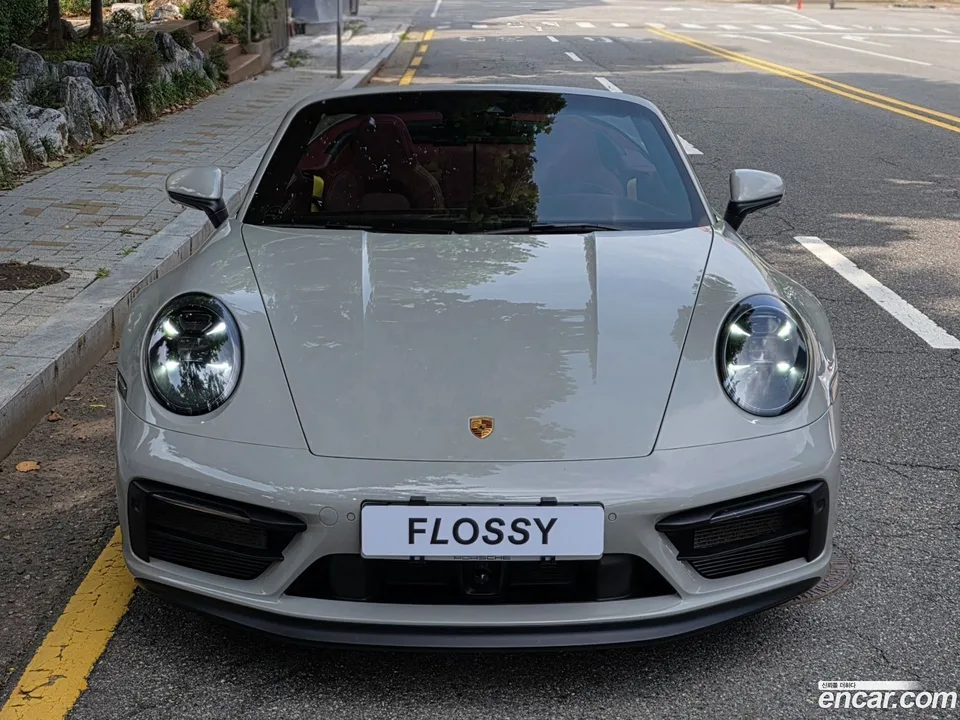 Porsche 911 (992) 4 GTS 2022 — thumbnail 3