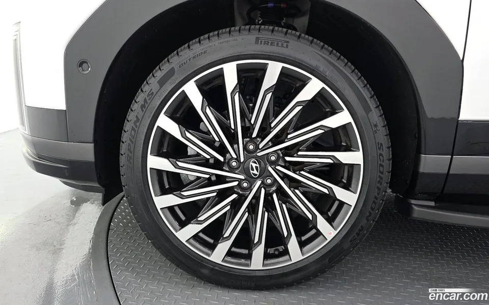 Hyundai SantaFe 2.5T 2WD 2025 — thumbnail 2
