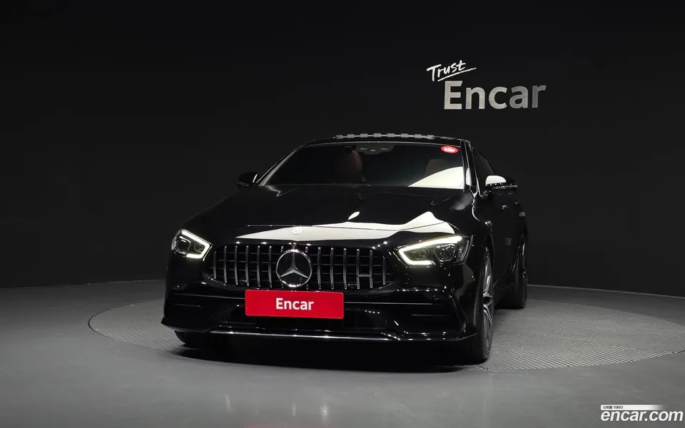Mercedes-Benz AMG GT 4 43 4MATIC+ 2023 — thumbnail 3