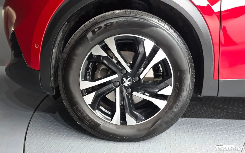 Peugeot 2008 1.5 BlueHDi GT 2022 — thumbnail 2
