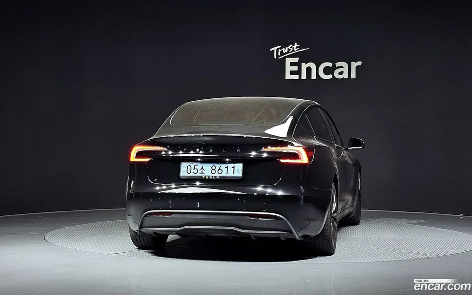 Tesla Model 3 RWD 2025 — thumbnail 4