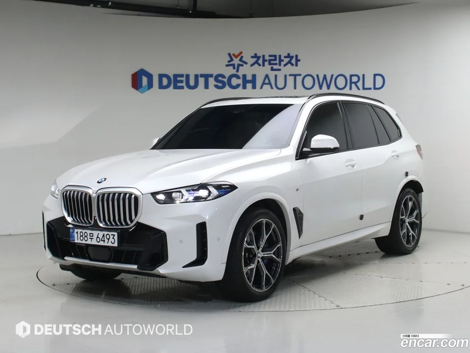 BMW X5 xDrive 40i M 2025 — photo 1, buy with delivery to Moscow