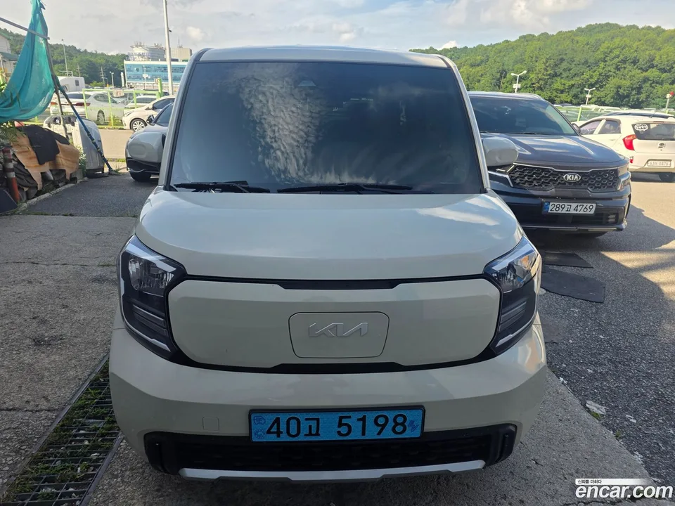 Kia Ray EV 2025 — photo 1, buy with delivery to Moscow