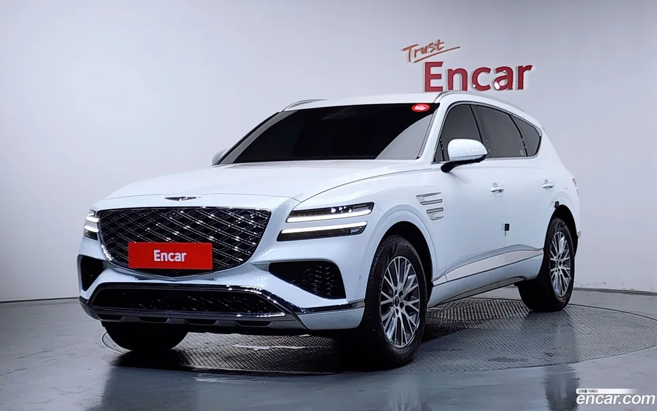 Genesis GV80 2.5T AWD 2024 — photo 1, buy with delivery to Moscow