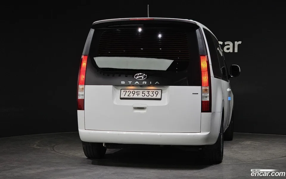 Hyundai Staria 4WD 11 2022 — thumbnail 4