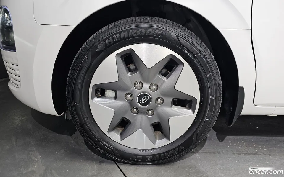 Hyundai Staria 4WD 11 2022 — thumbnail 5