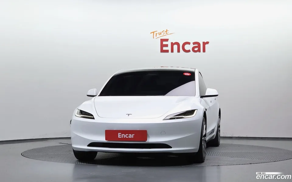 Tesla Model 3 RWD 2024 — thumbnail 3
