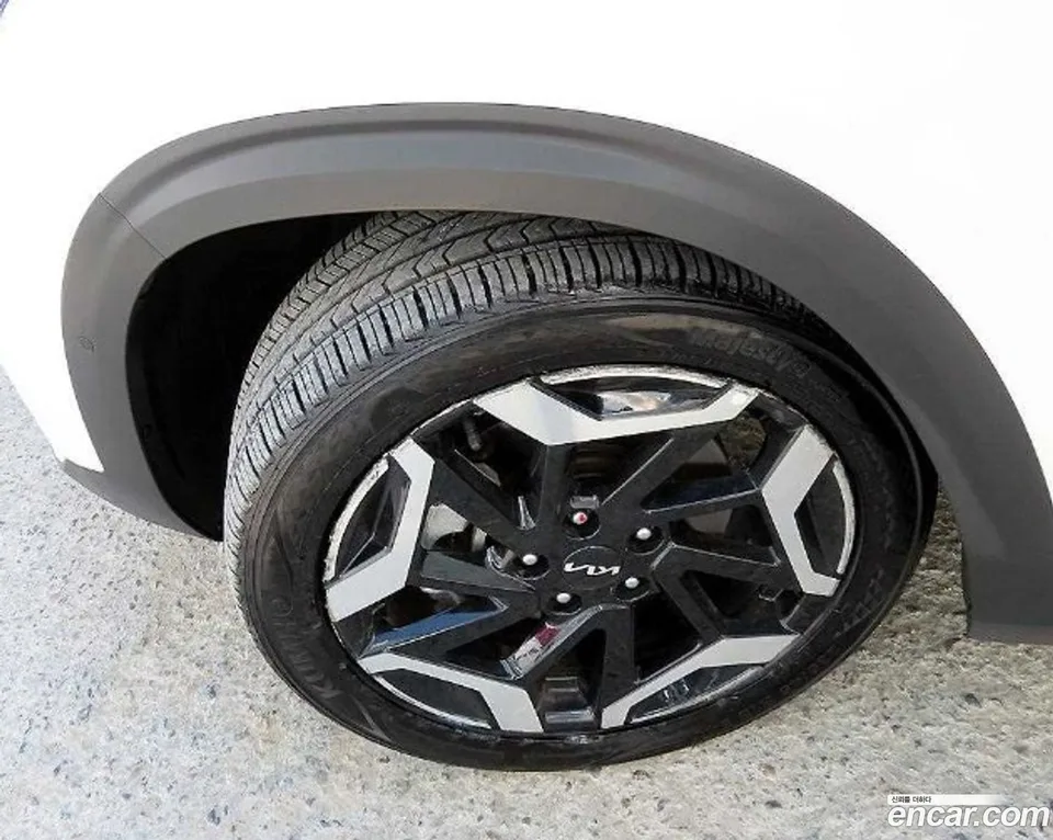 Kia Seltos 1.6 2WD 2024 — thumbnail 2