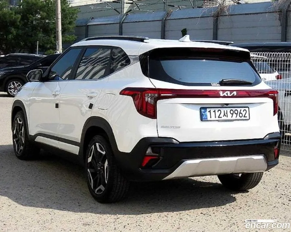 Kia Seltos 1.6 2WD 2024 — thumbnail 3