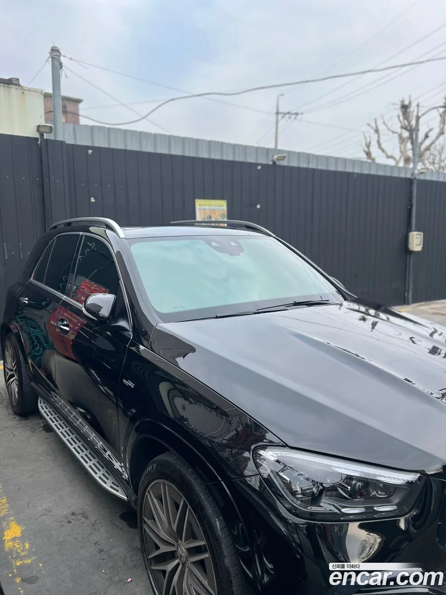 Mercedes-Benz GLE-Class 2023
