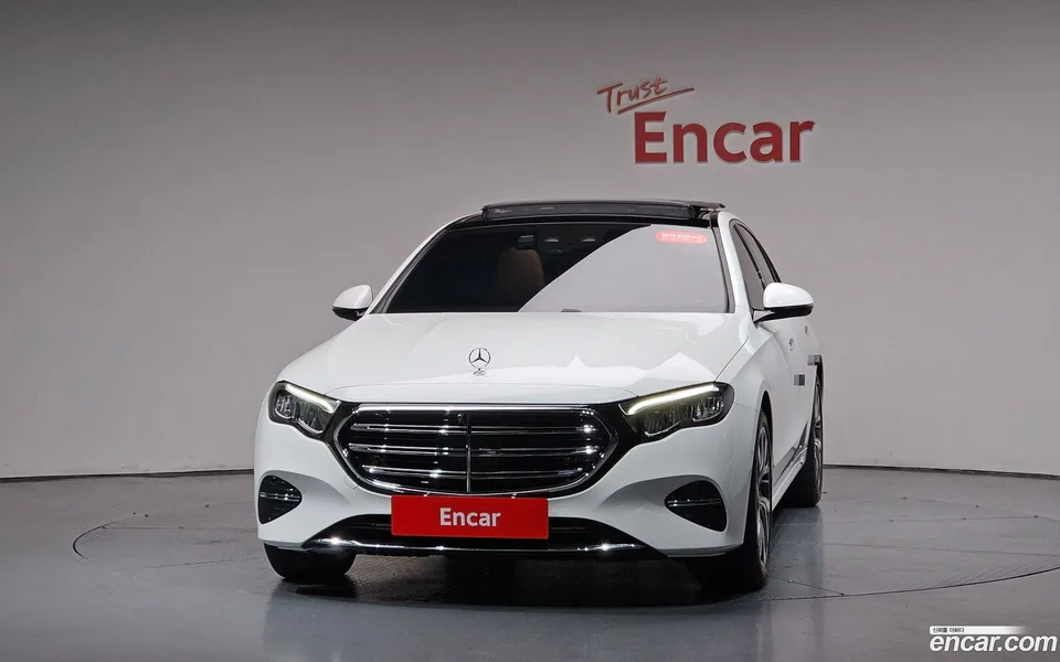 Mercedes-Benz E-Class E220d 4MATIC 2024 — thumbnail 3