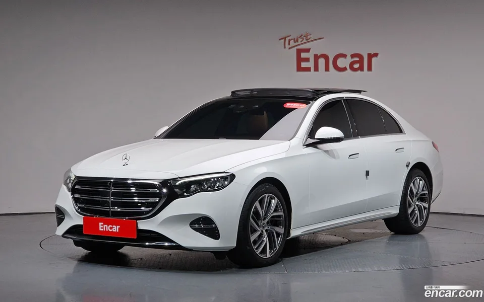 Mercedes-Benz E-Class E220d 4MATIC 2024 — photo 1, buy with delivery to Moscow