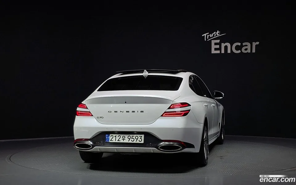 Genesis G70 2.5T 2WD 2024 — thumbnail 4