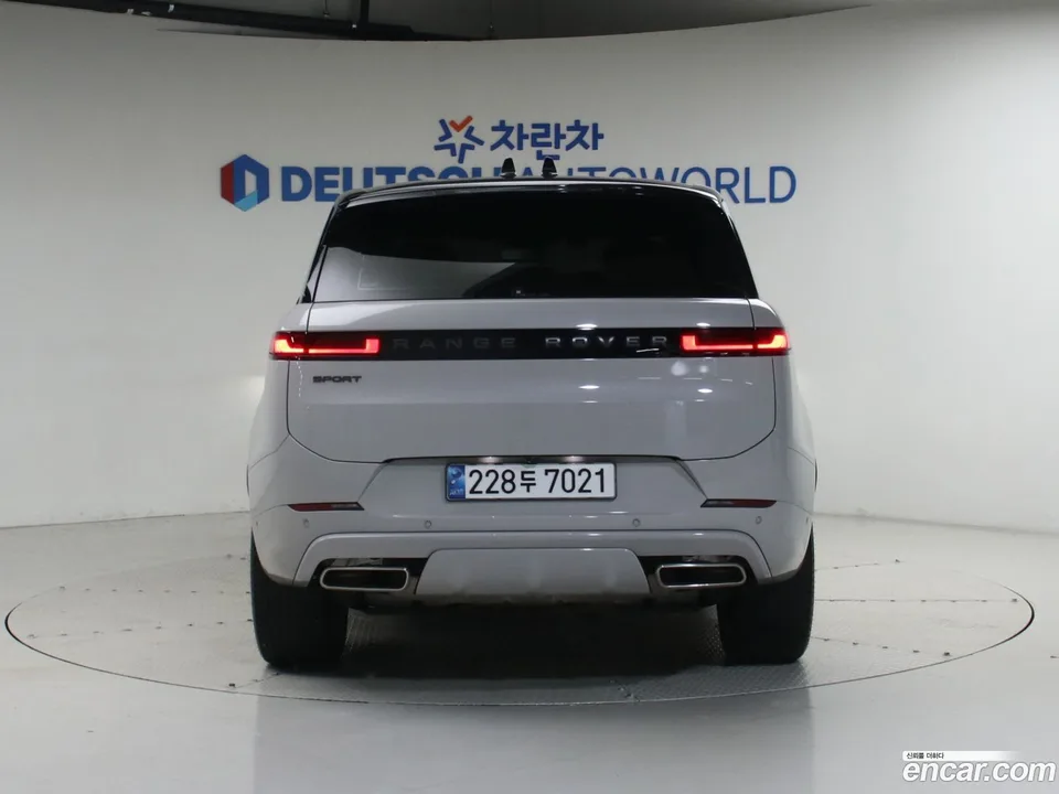 Land Rover Range Rover Sport P360 HSE 2025 — thumbnail 4