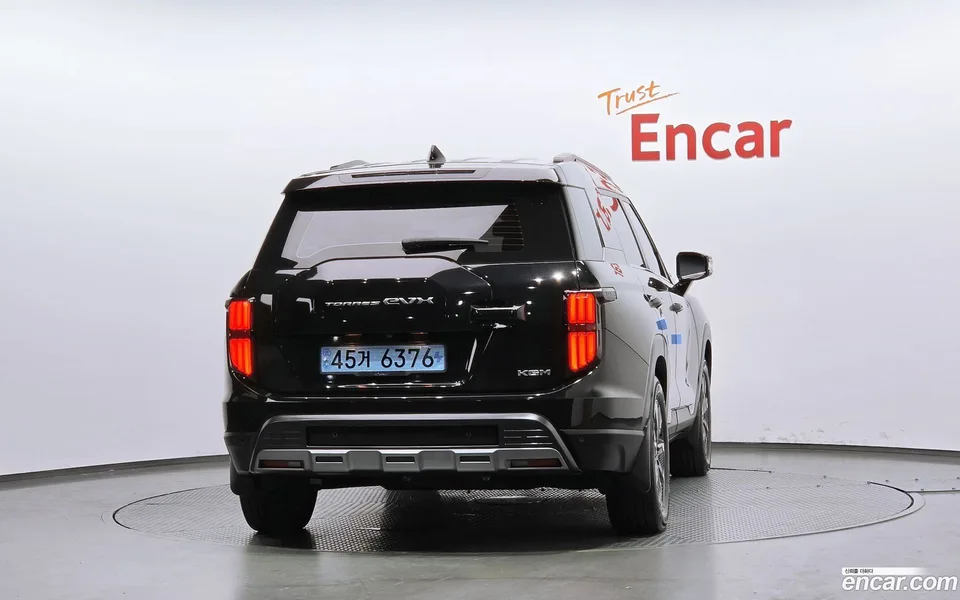 KG Mobility Torres EVX E7 2023 — thumbnail 4