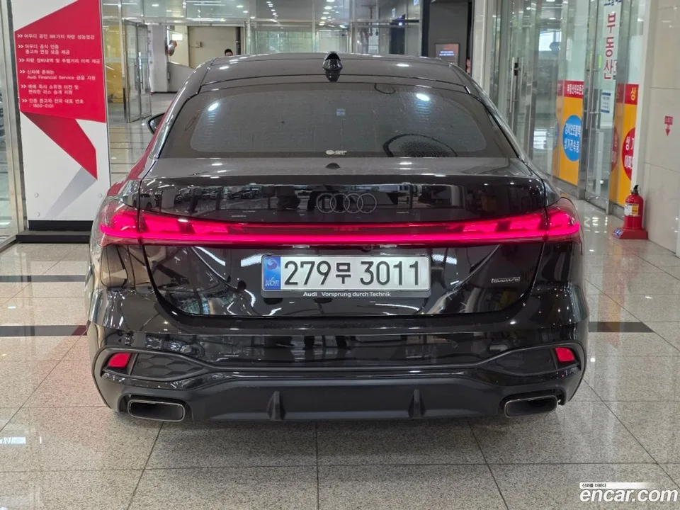 Audi A5 45 TFSI S Line 2025 — thumbnail 4