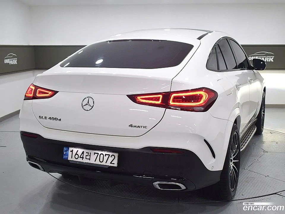 Mercedes-Benz GLE-Class GLE400d 4MATIC 2022 — thumbnail 3