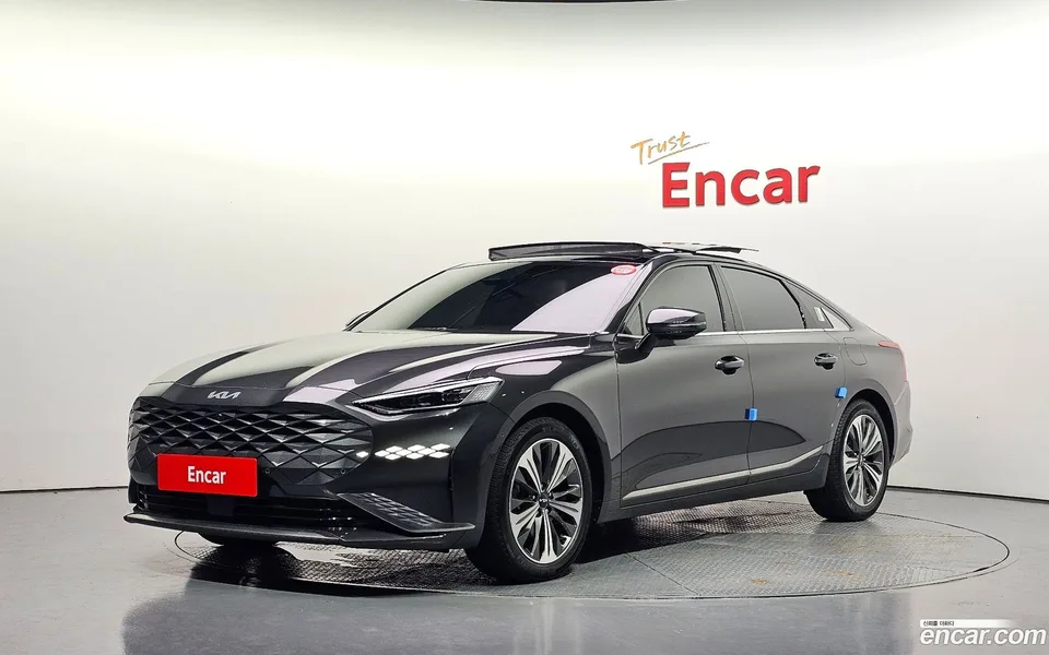 Kia K8 Hybrid 2022 — photo 1, buy with delivery to Moscow