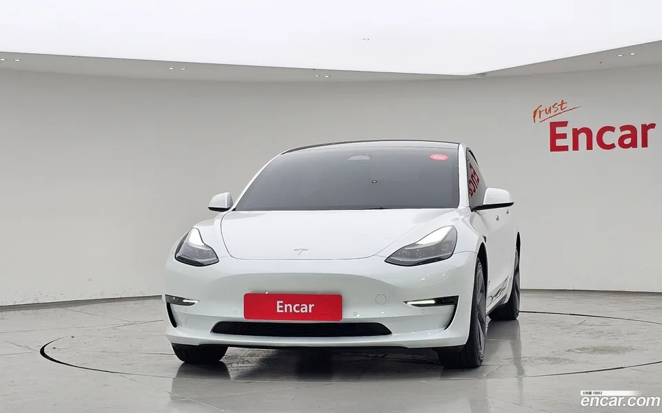 Tesla Model 3 AWD 2022 — thumbnail 3