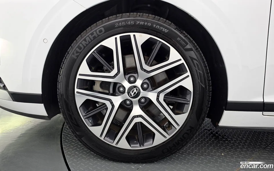 Hyundai Grandeur 3.5 LPG 2WD 2023 — thumbnail 5