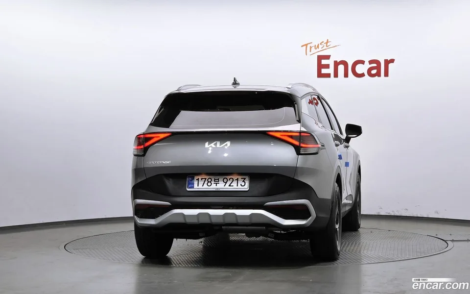 Kia Sportage 2.0 2WD 2022 — thumbnail 4