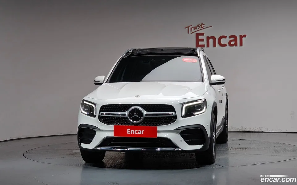 Mercedes-Benz GLB-Class GLB250 4MATIC 2023 — thumbnail 3