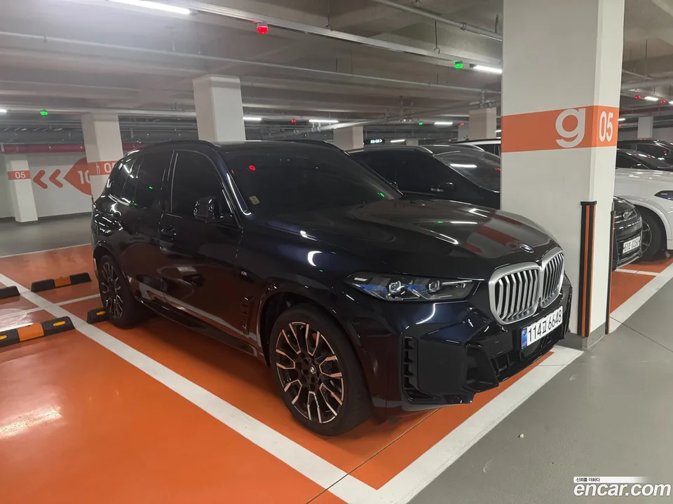 BMW X5 xDrive 30d M 2026 — photo 1, buy with delivery to Moscow