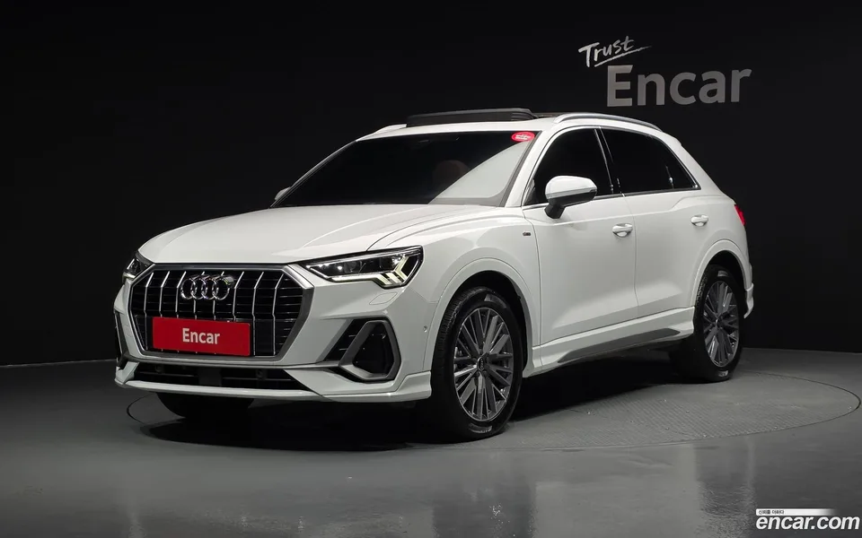 Audi Q3 35 TDI 2022 — photo 1, buy with delivery to Moscow