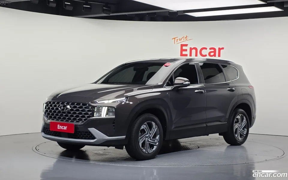 Hyundai SantaFe 2.5T 2WD 2023 — photo 1, buy with delivery to Moscow