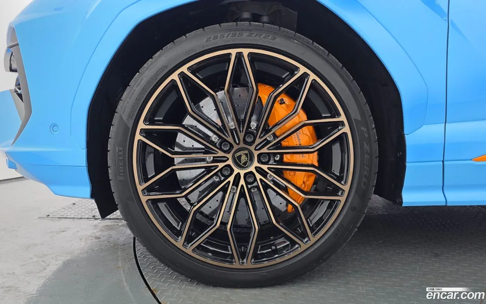 Lamborghini Urus 4.0 V8 SE 2026 — thumbnail 5