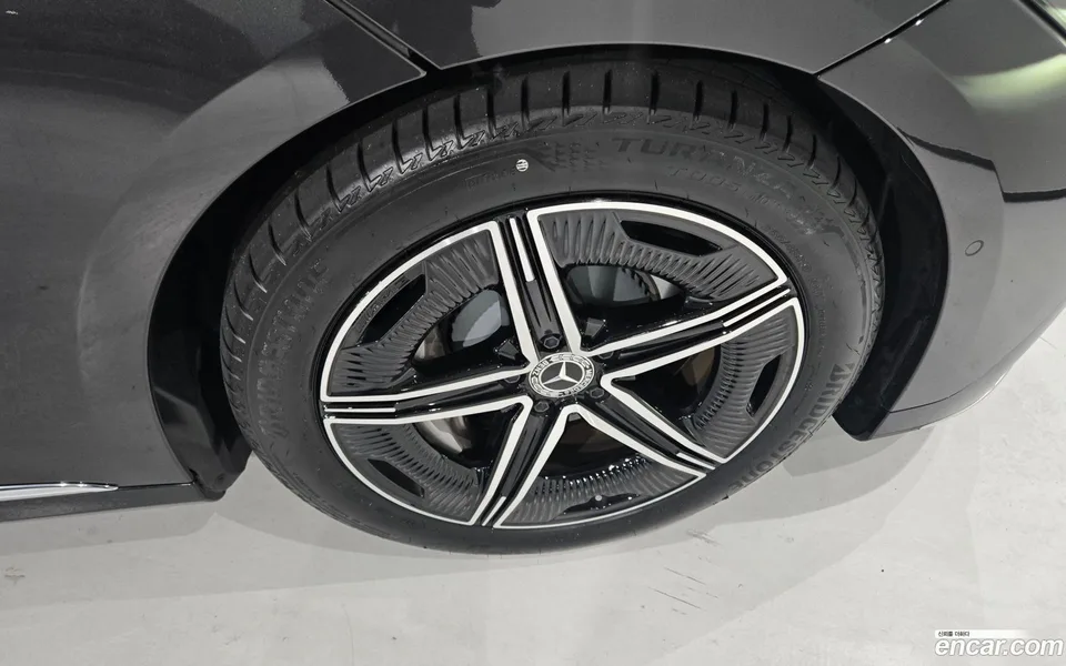 Mercedes-Benz EQE EQE350+ 2026 — thumbnail 2