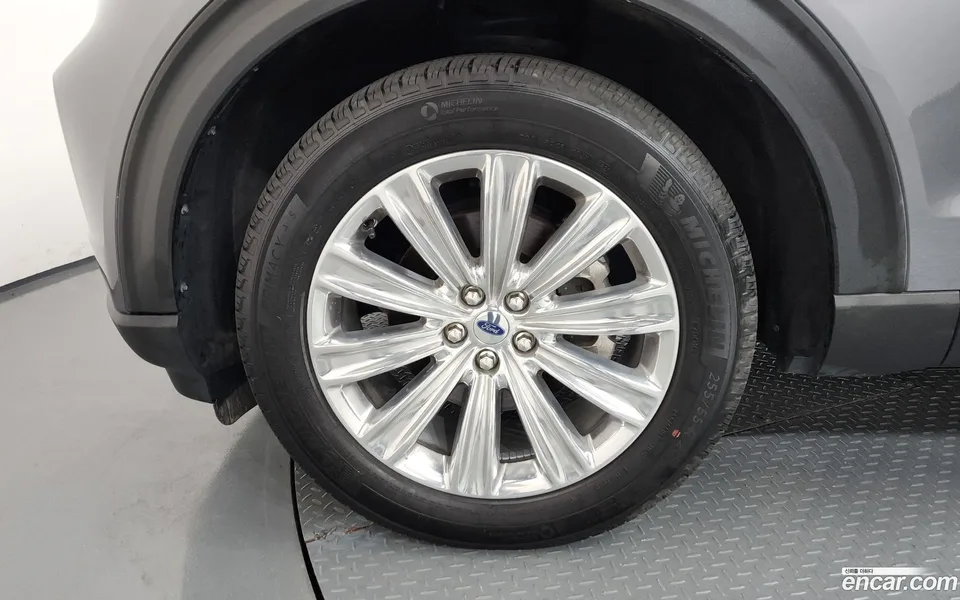 Ford Explorer 2.3 4WD 2022 — thumbnail 2