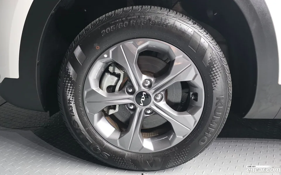 Kia Seltos 1.6 2WD 2025 — thumbnail 5