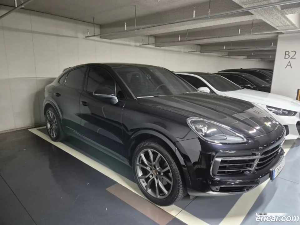 Porsche Cayenne 3.0 2022 — thumbnail 3