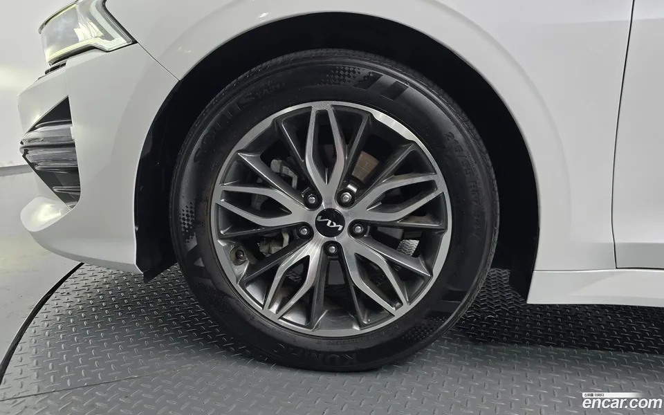 Kia K5 2.0 2022 — thumbnail 5