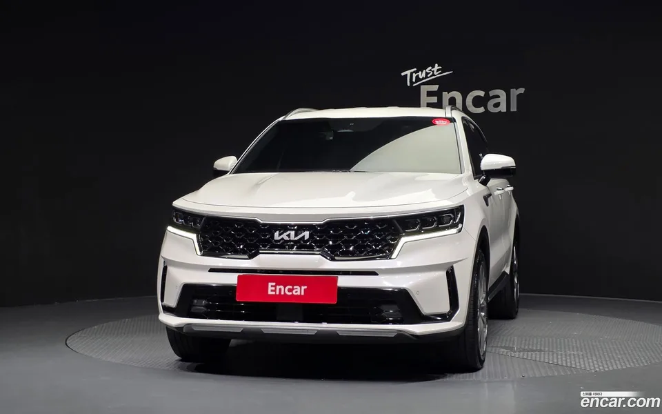 Kia Sorento 2.5T 2WD 2023 — thumbnail 3