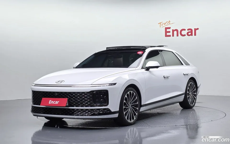 Hyundai Grandeur Hybrid 2023 — photo 1, buy with delivery to Moscow