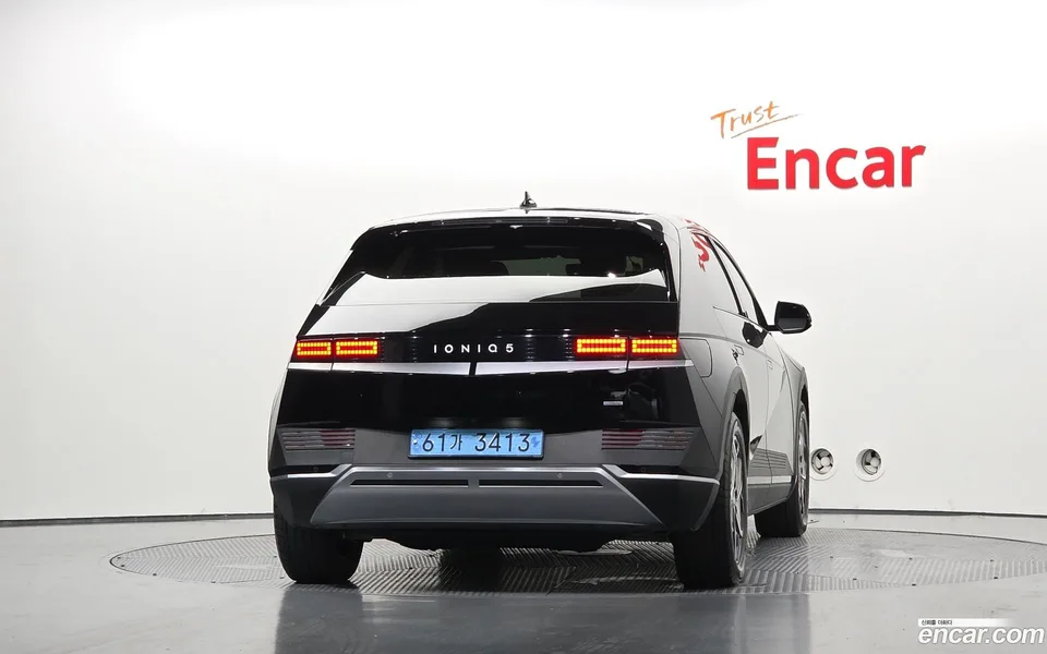 Hyundai Ioniq 5 AWD 2023 — thumbnail 4