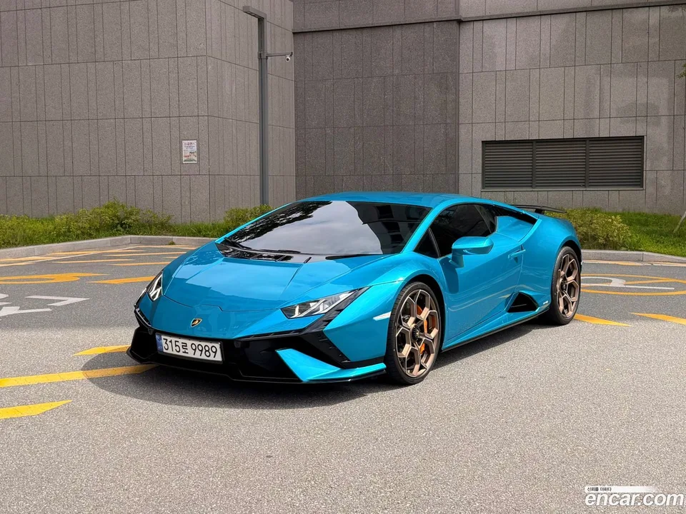 Lamborghini Huracan LP640-2 2024 — photo 1, buy with delivery to Moscow