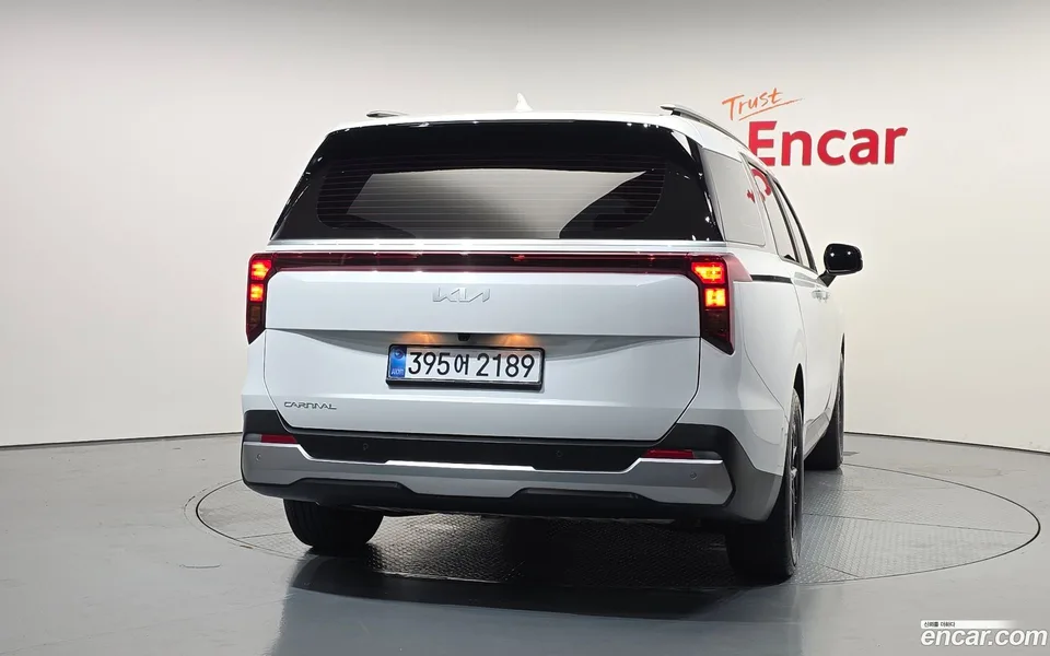 Kia Carnival 9 2025 — thumbnail 4