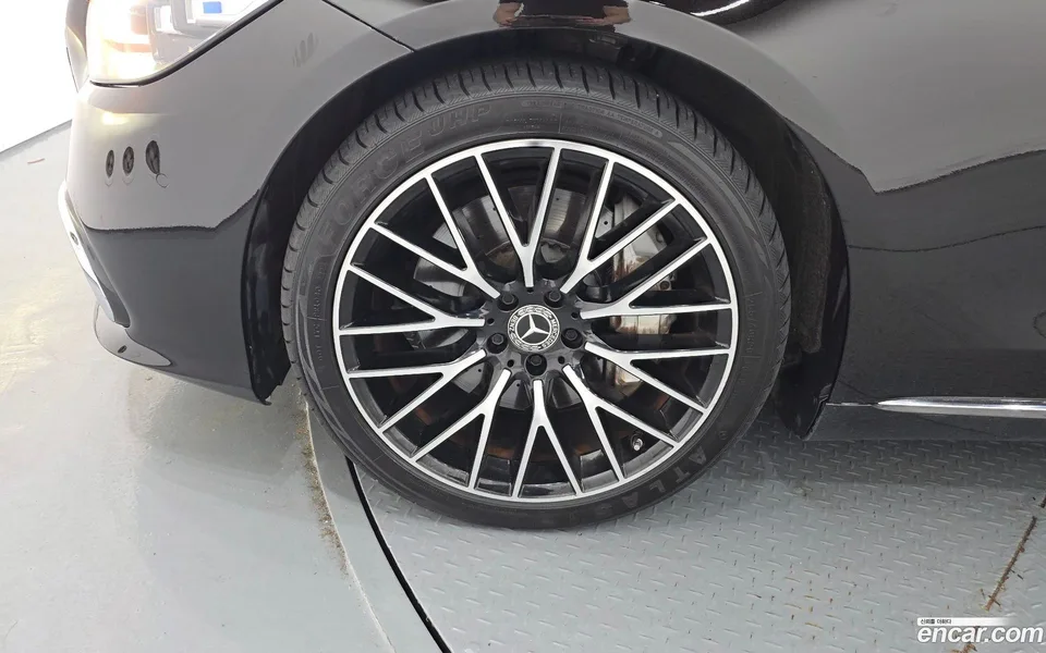 Mercedes-Benz S-Class S580L 4MATIC 2022 — thumbnail 5